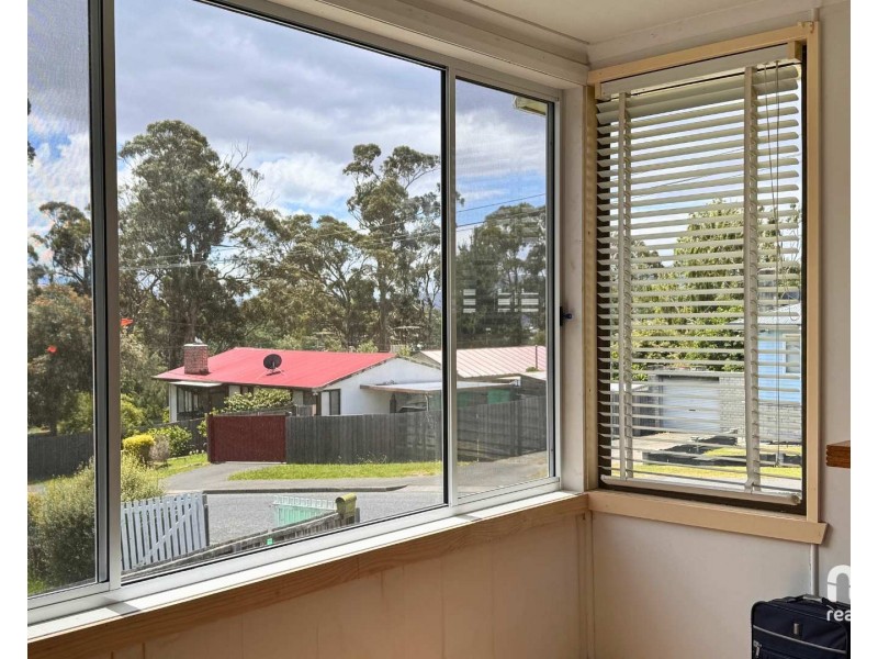 10 Biara Street, Chigwell TAS 7011