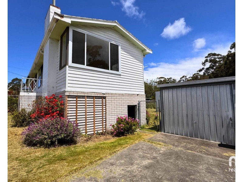 10 Biara Street, Chigwell TAS 7011