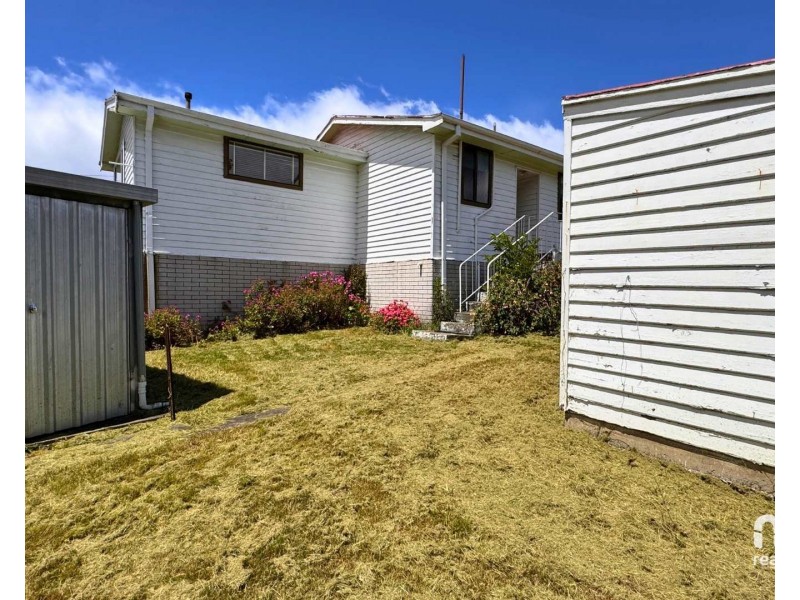 10 Biara Street, Chigwell TAS 7011