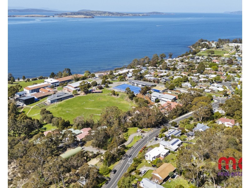 129 Channel Highway, Taroona TAS 7053