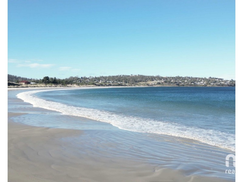 11 Erica Road, Primrose Sands TAS 7173