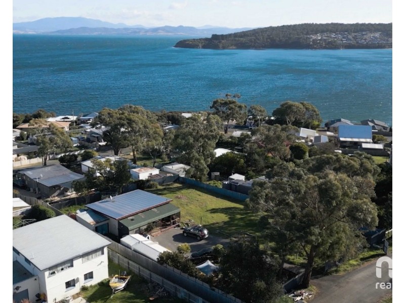11 Erica Road, Primrose Sands TAS 7173