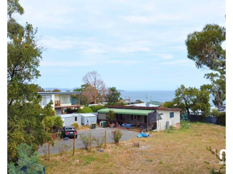 11 Erica Road, Primrose Sands TAS 7173
