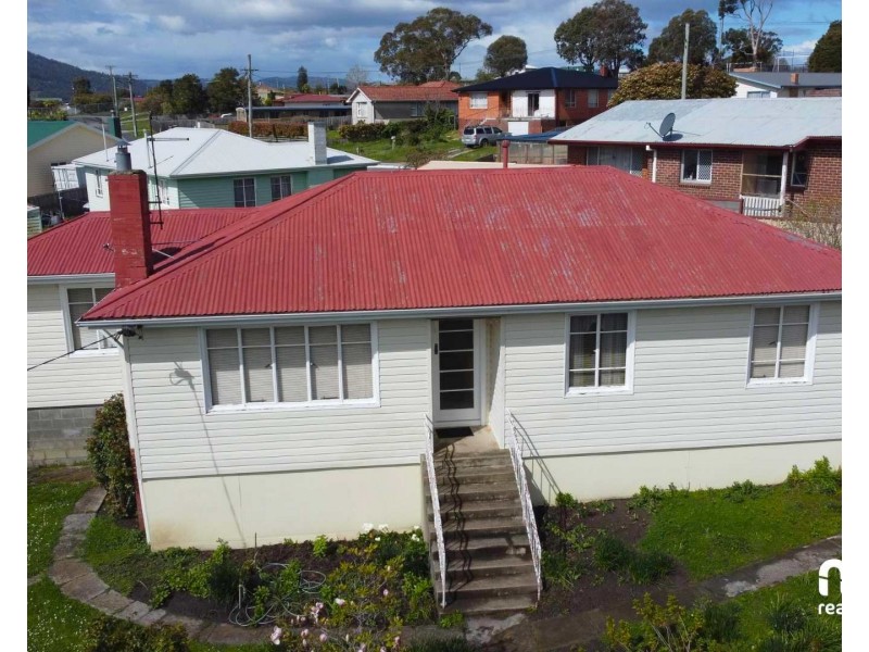 1 Maroubra Circle, Chigwell TAS 7011