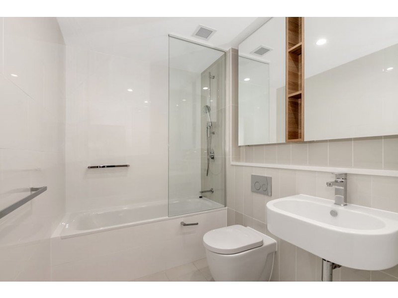 G05 13 Waterview Drive, Lane Cove NSW 2066