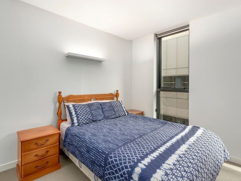 1313/470 St Kilda Road, Melbourne VIC 3004