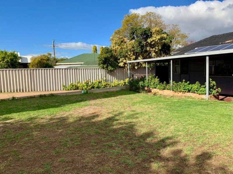 1 Maxted Street, West Busselton WA 6280