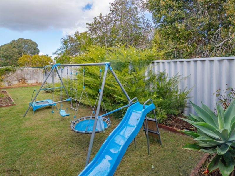 1 Karri Court, Broadwater WA 6280
