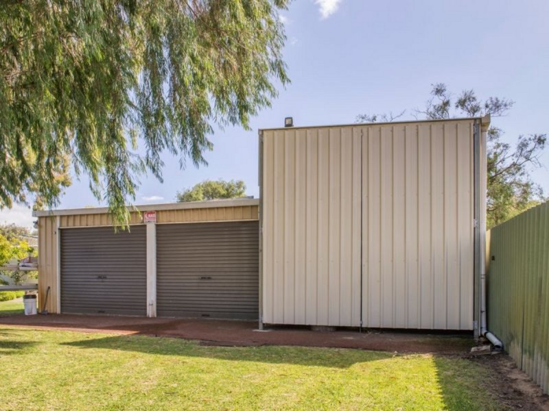 17 Dawson Avenue, Abbey WA 6280