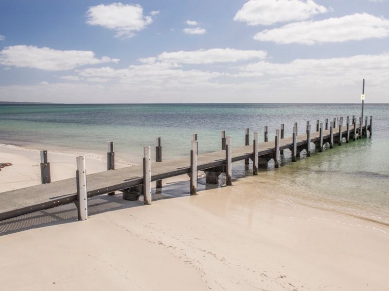 17 Dawson Avenue, Abbey WA 6280