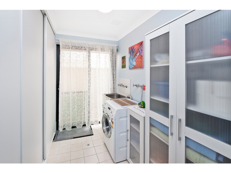 24 Marseilles Drive, Yalyalup WA 6280