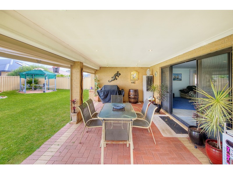 24 Marseilles Drive, Yalyalup WA 6280