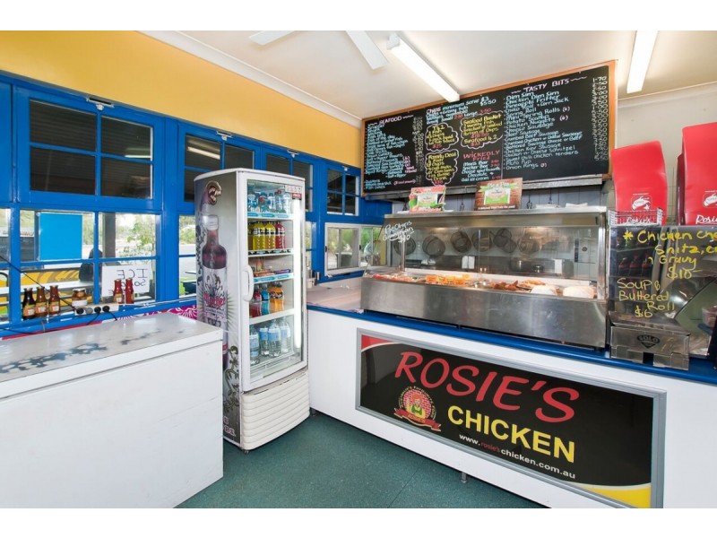 2/7 Caves Road, Abbey WA 6280