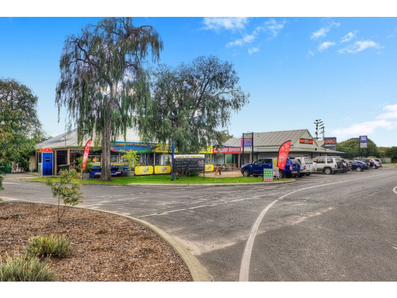 2/7 Caves Road, Abbey WA 6280