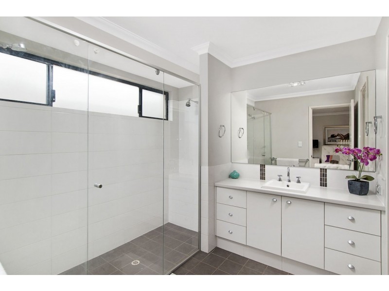 26 Provincia Parade, Yalyalup WA 6280