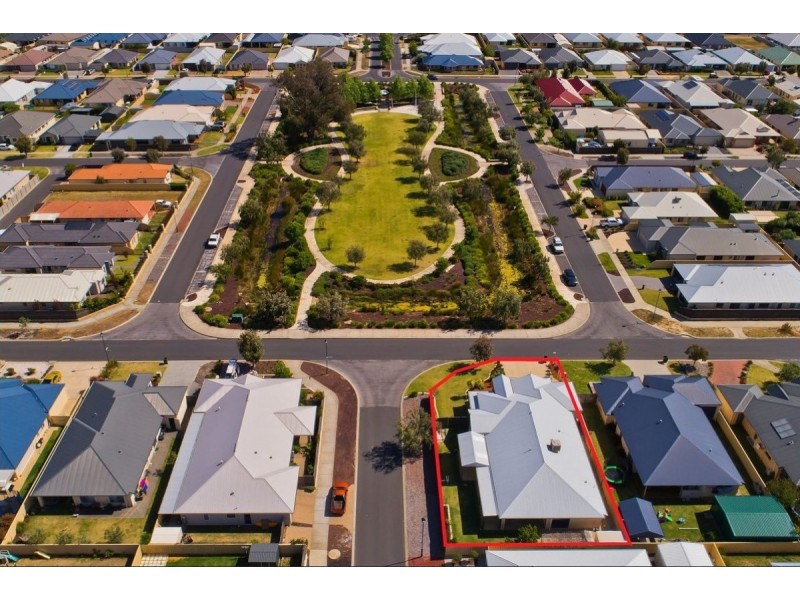 26 Provincia Parade, Yalyalup WA 6280