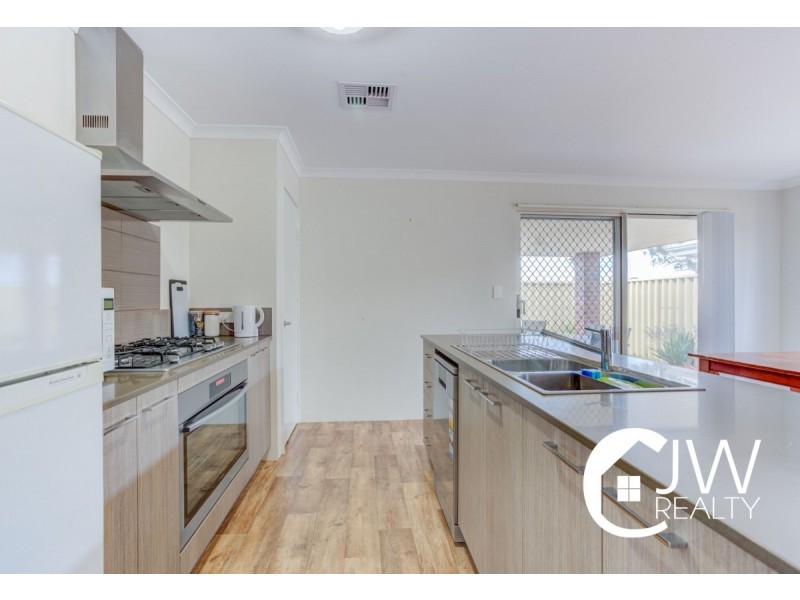 5 Antibes Way, Yalyalup WA 6280