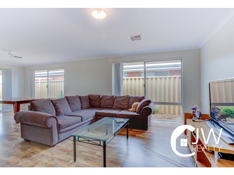 5 Antibes Way, Yalyalup WA 6280