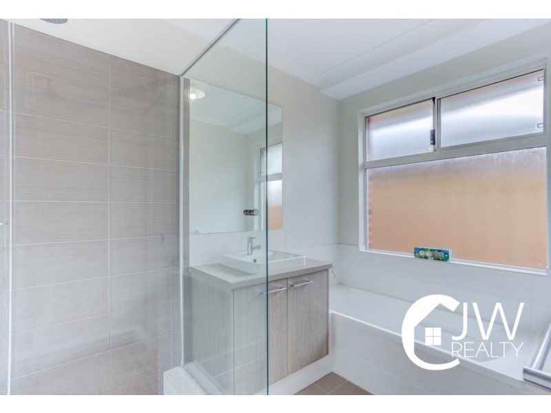5 Antibes Way, Yalyalup WA 6280