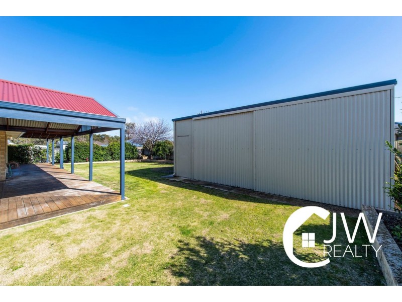 7 Burwood Road, Australind WA 6233