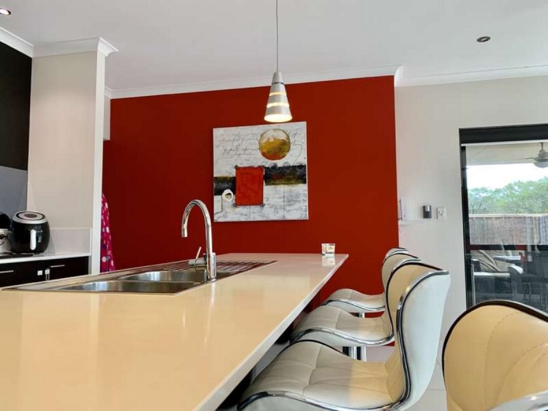 2 Crouchley Court, Broadwater WA 6280