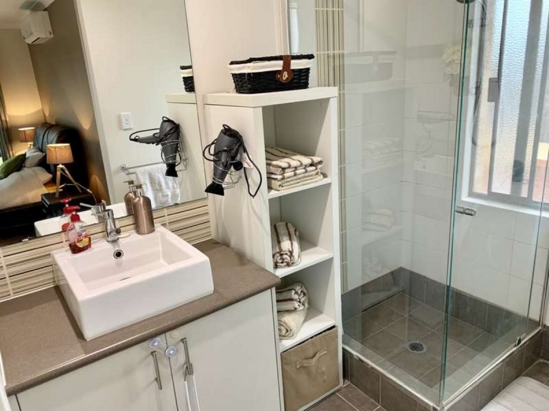 2 Crouchley Court, Broadwater WA 6280