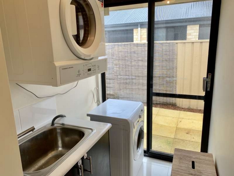 2 Crouchley Court, Broadwater WA 6280