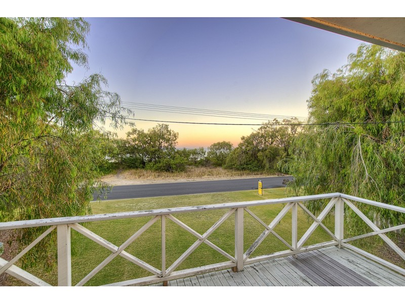 568 Geographe Bay Road, Abbey WA 6280