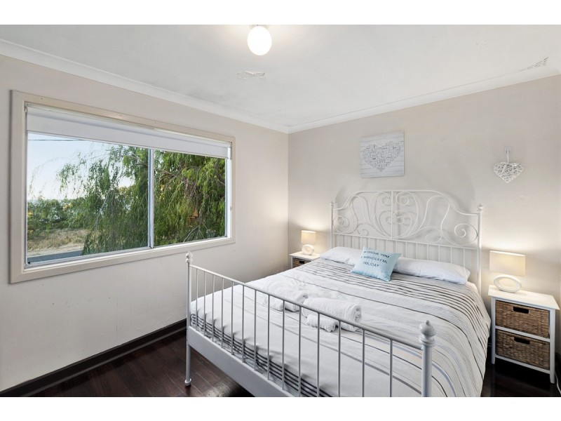 568 Geographe Bay Road, Abbey WA 6280