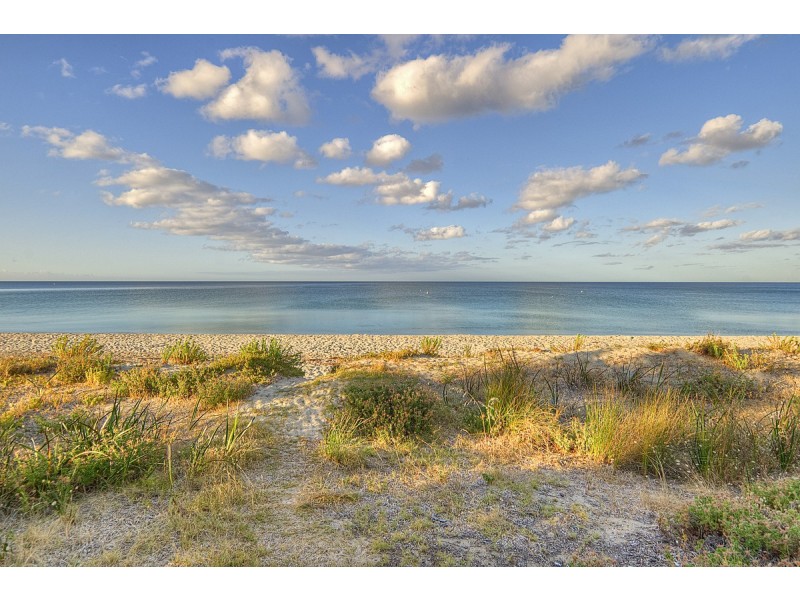 568 Geographe Bay Road, Abbey WA 6280