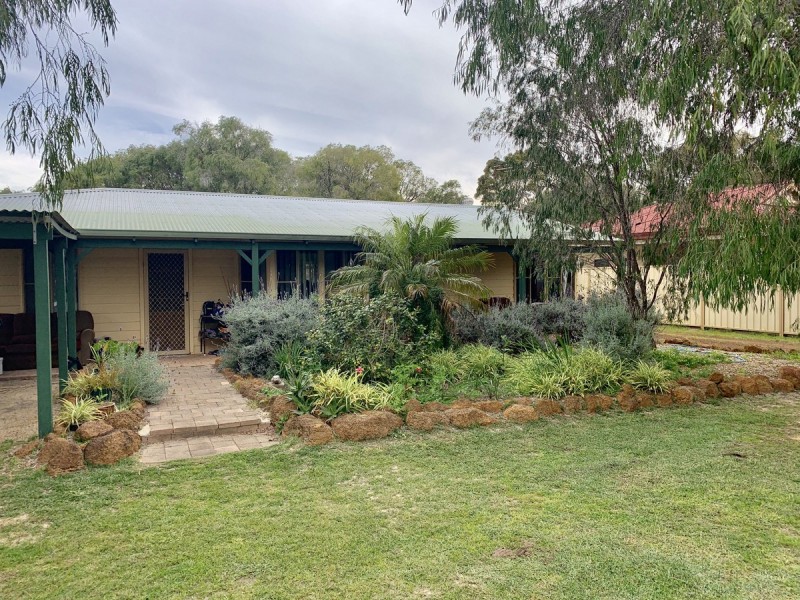 10 John Street, Abbey WA 6280