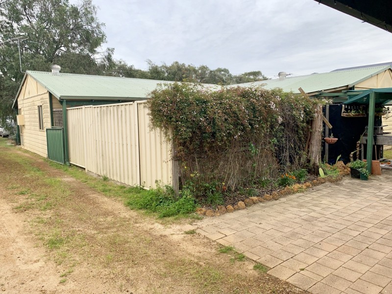 10 John Street, Abbey WA 6280