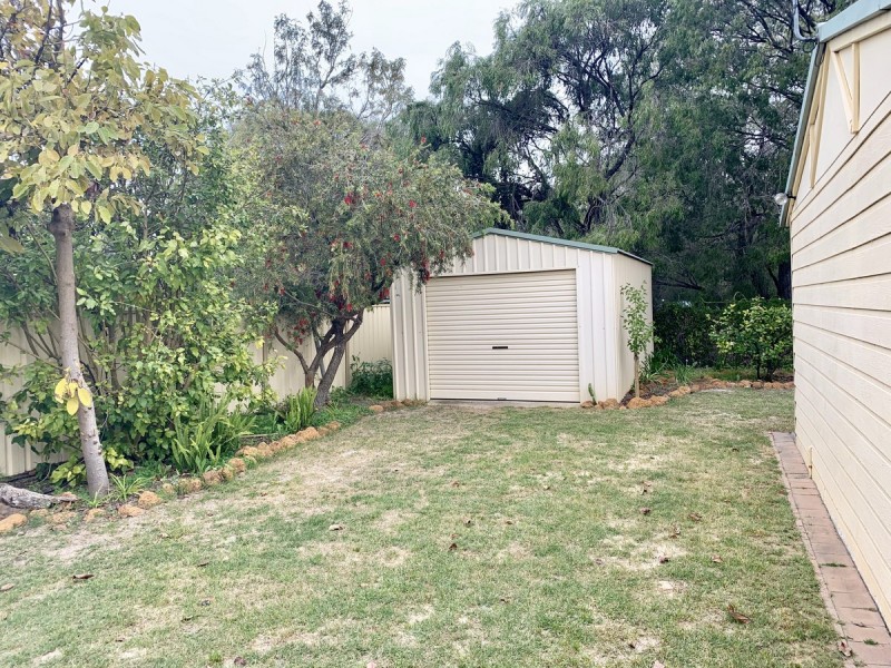 10 John Street, Abbey WA 6280