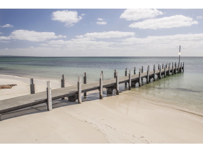 10 John Street, Abbey WA 6280