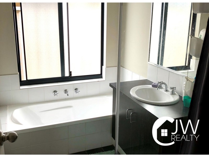 24 Pigeon Rise, Geographe WA 6280