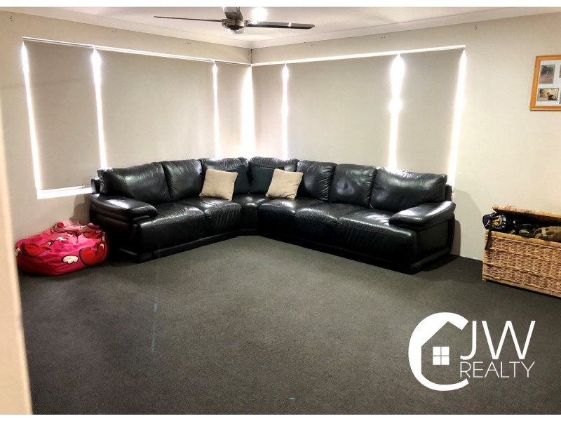 24 Pigeon Rise, Geographe WA 6280