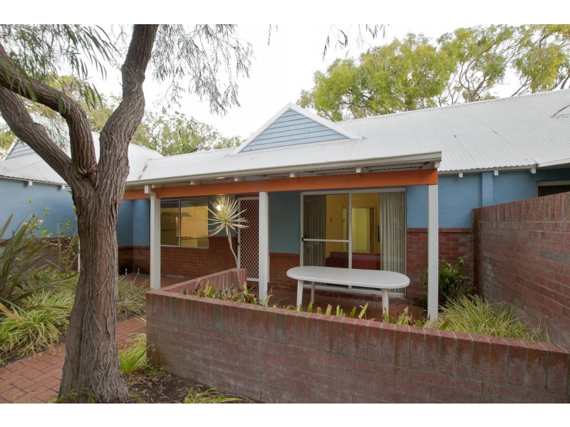 3/11 Holgate Road, Broadwater WA 6280