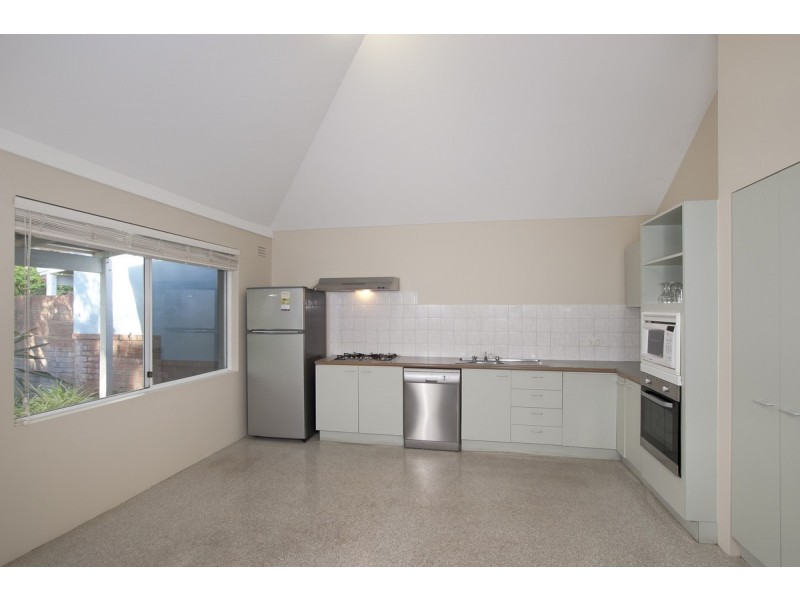 3/11 Holgate Road, Broadwater WA 6280