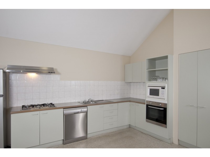 3/11 Holgate Road, Broadwater WA 6280