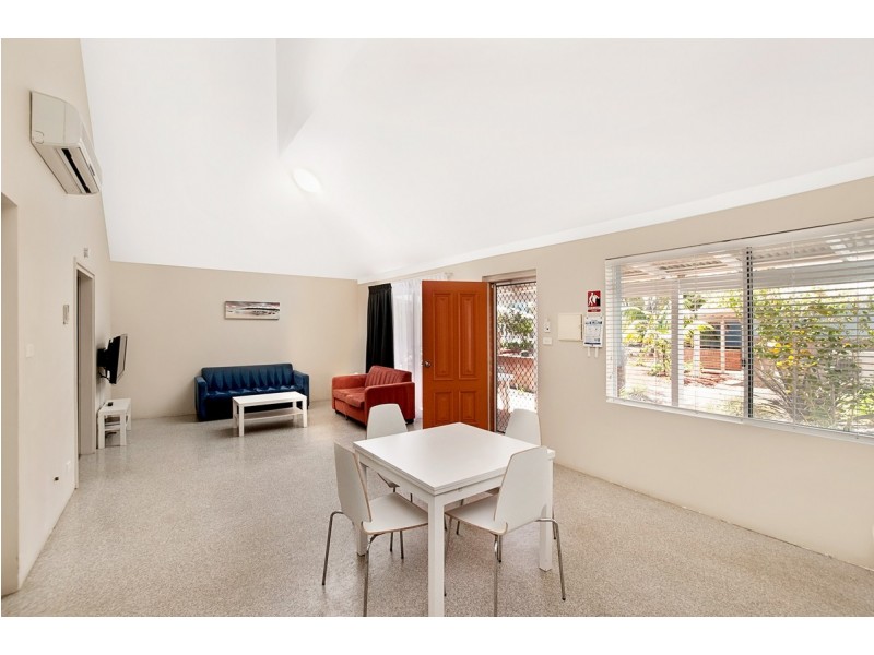 3/11 Holgate Road, Broadwater WA 6280