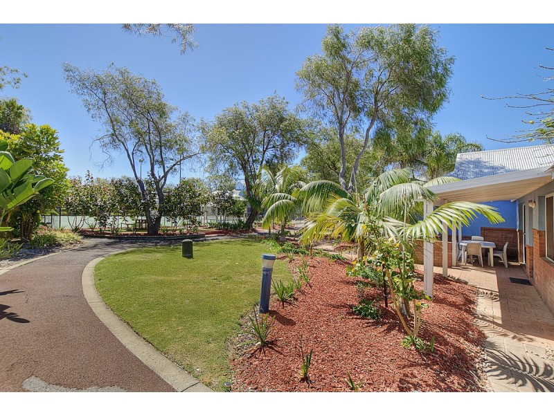 3/11 Holgate Road, Broadwater WA 6280