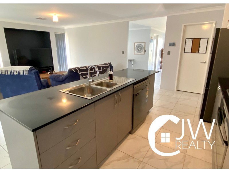 17 Calamari Street, Kealy WA 6280
