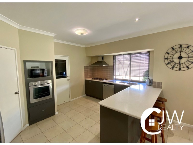 61 Beachfields Drive, Broadwater WA 6280