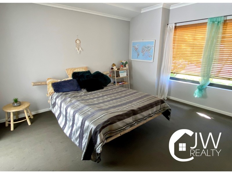 61 Beachfields Drive, Broadwater WA 6280