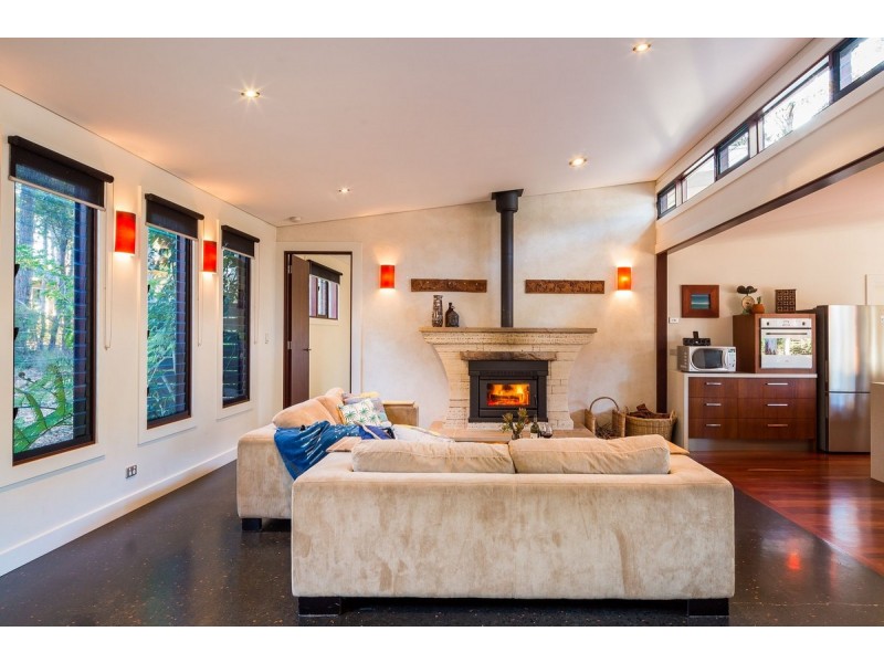 6 Bushlands Rise, Margaret River WA 6285