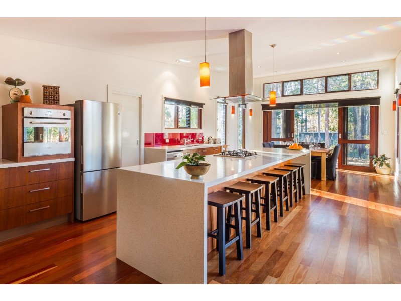 6 Bushlands Rise, Margaret River WA 6285