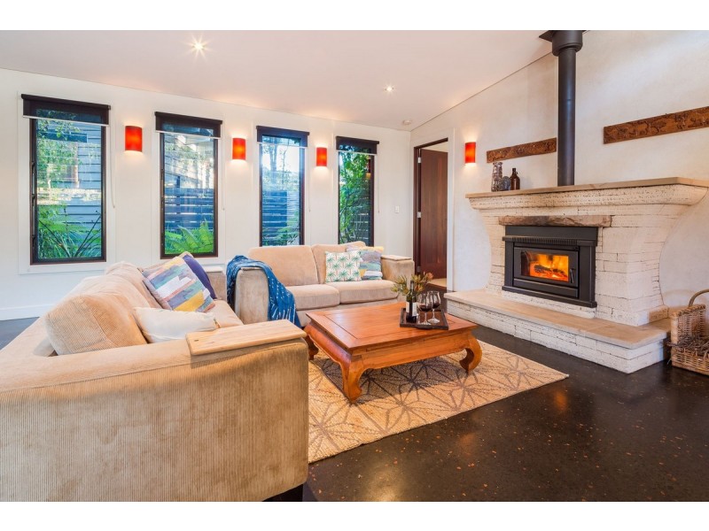 6 Bushlands Rise, Margaret River WA 6285