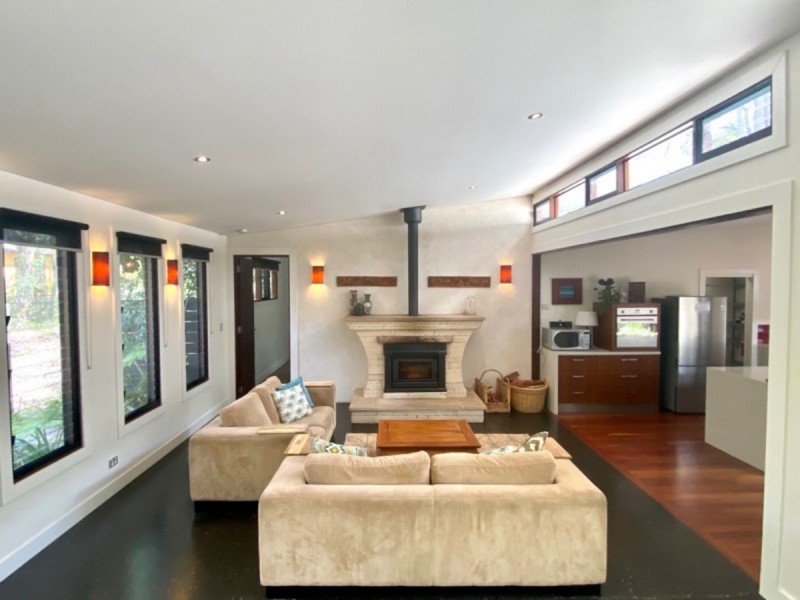 6 Bushlands Rise, Margaret River WA 6285