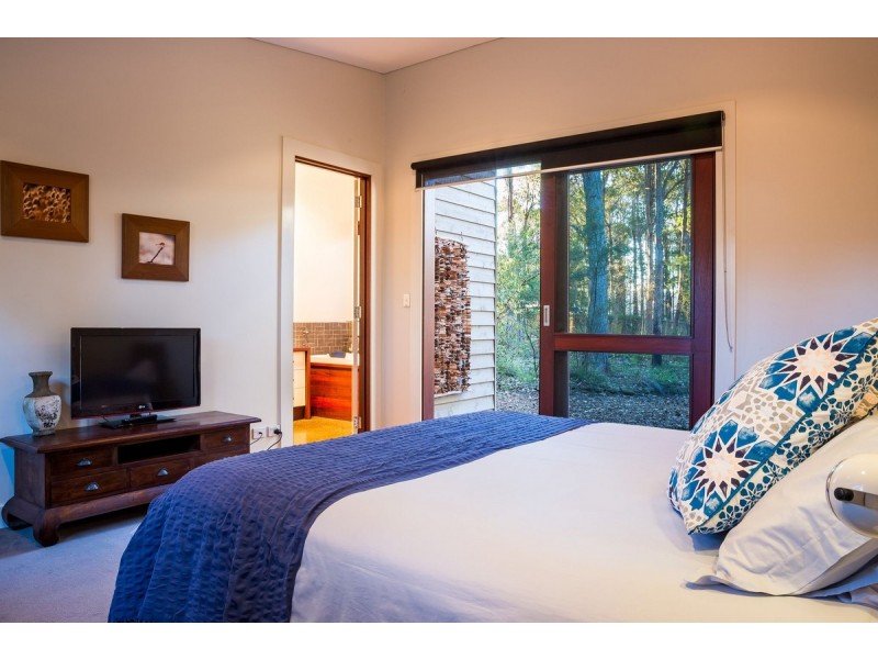 6 Bushlands Rise, Margaret River WA 6285