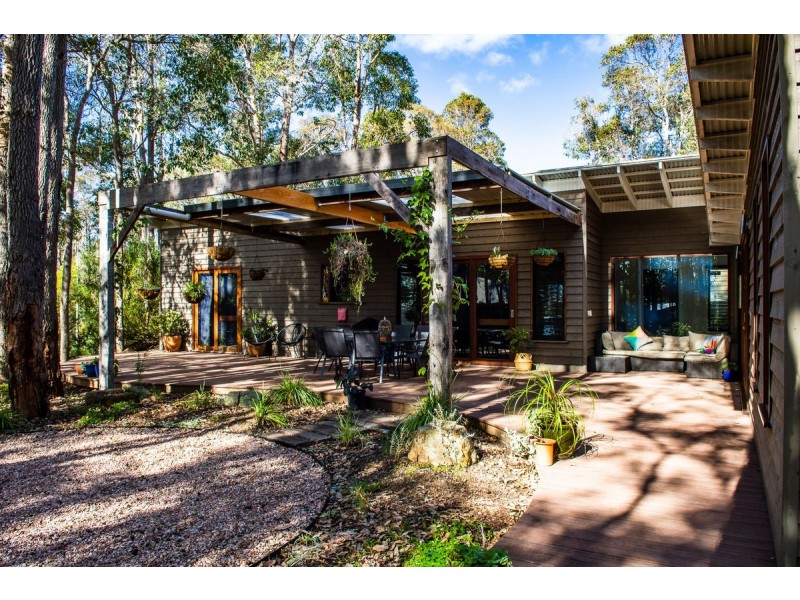 6 Bushlands Rise, Margaret River WA 6285